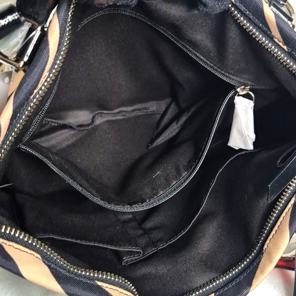 Coach Black and Tan Zebra Print Shoulder Bag And Wristlet - Picture 13 of 17